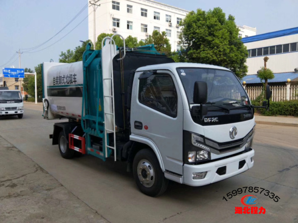 國六東風(fēng)小多利卡掛桶式垃圾車（5方）