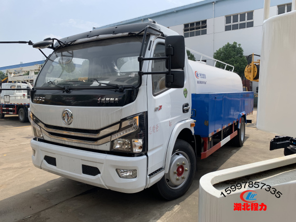 國(guó)六東風(fēng)大多利卡高壓清洗車6方