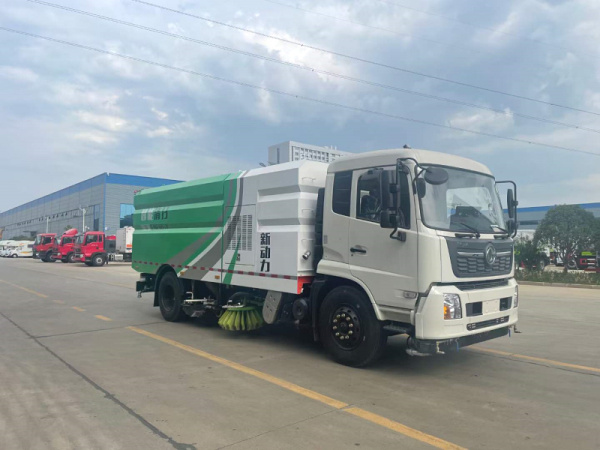 東風天錦電氣化單發(fā)洗掃車17方