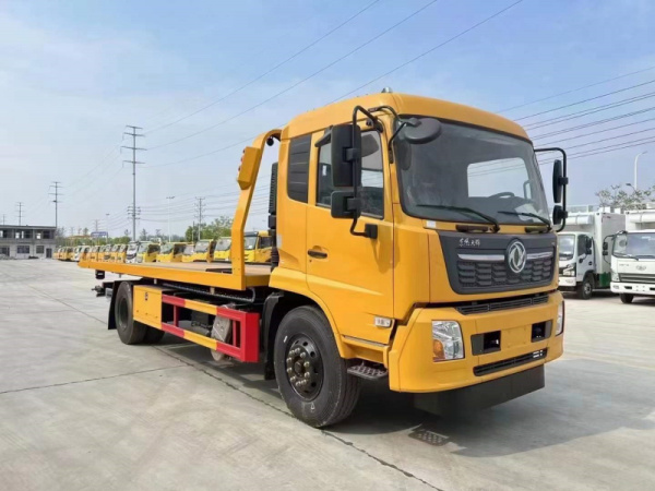東風(fēng)天錦平板清障車