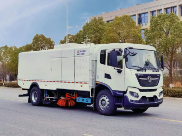 東風(fēng)天錦純電動洗掃車15方